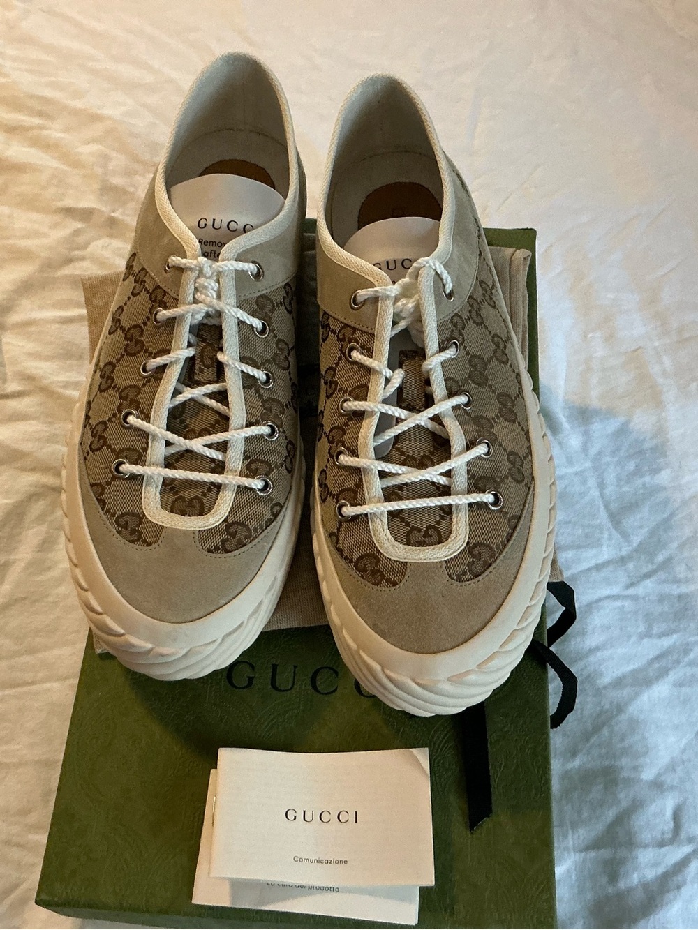 Gucci Men's Beige/Tan GG Canvas Low-Top Sneakers
